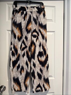 Wide-Leg Animal Print Pants in Beige, Black & Brown